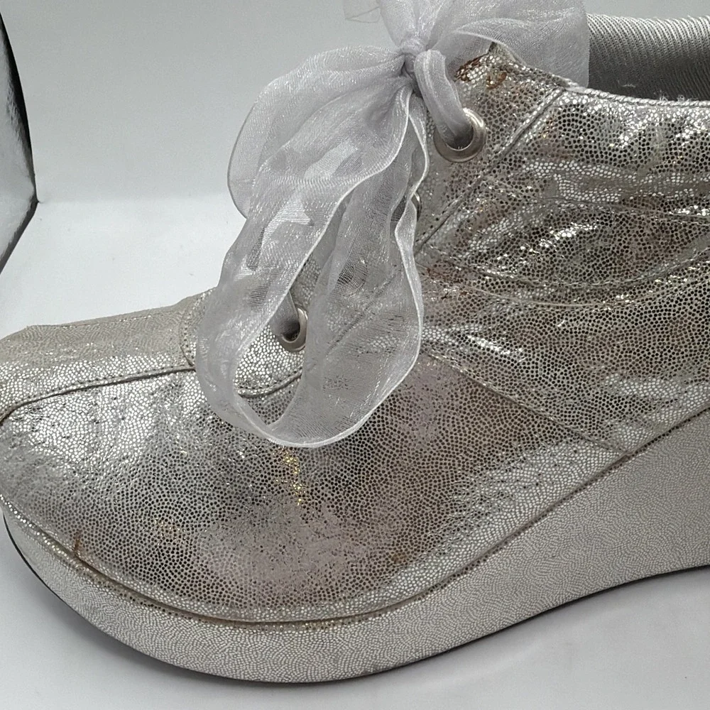 Grezzo Model 2000 Silver Metallic Wedge Platform Bridal Gala Sz 40 US 9.5 -10